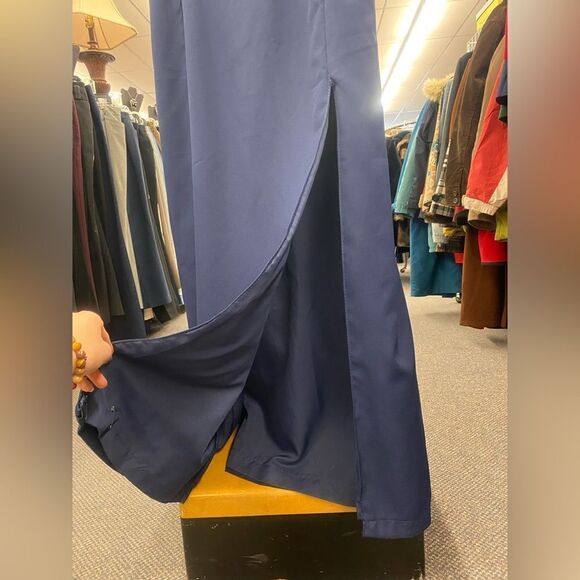 Ladies Lg/XL Navy Blue Formal Gown with Lace and Lace Shawl - Picture 3 of 4